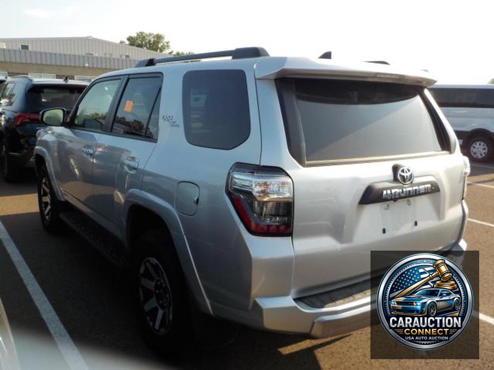 2024 Toyota 4Runner TRD Off Road