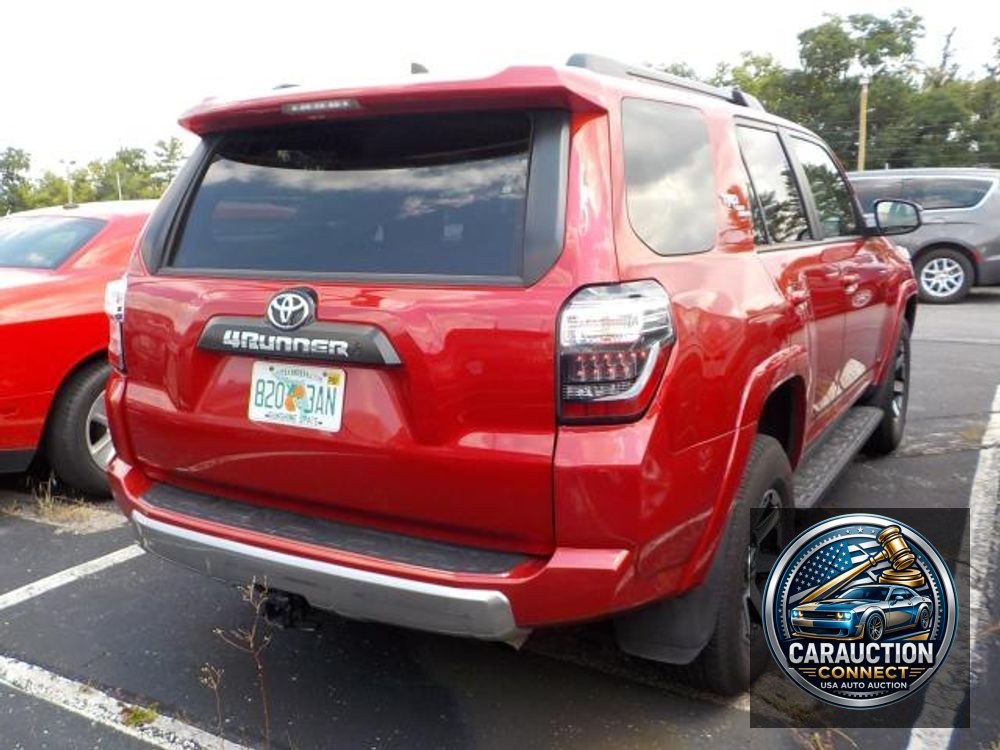 2024 Toyota 4Runner TRD Off Road