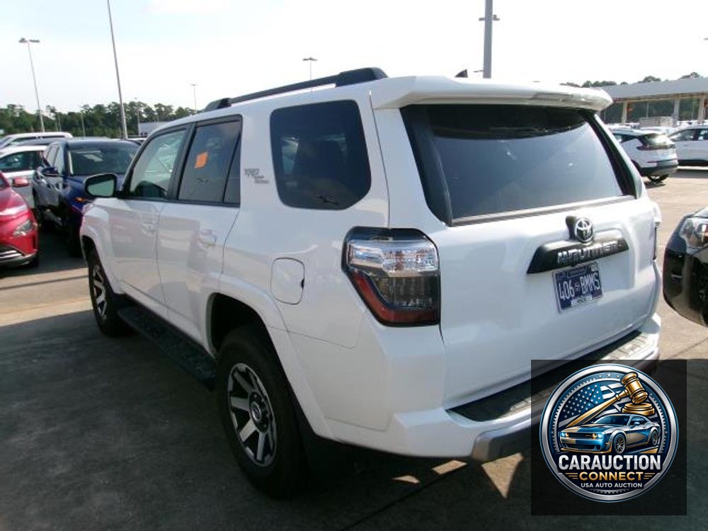 2024 Toyota 4Runner TRD Off Road