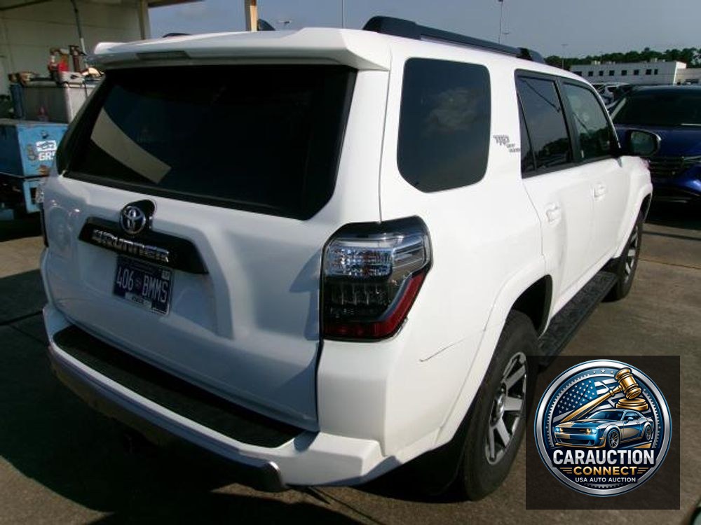 2024 Toyota 4Runner TRD Off Road