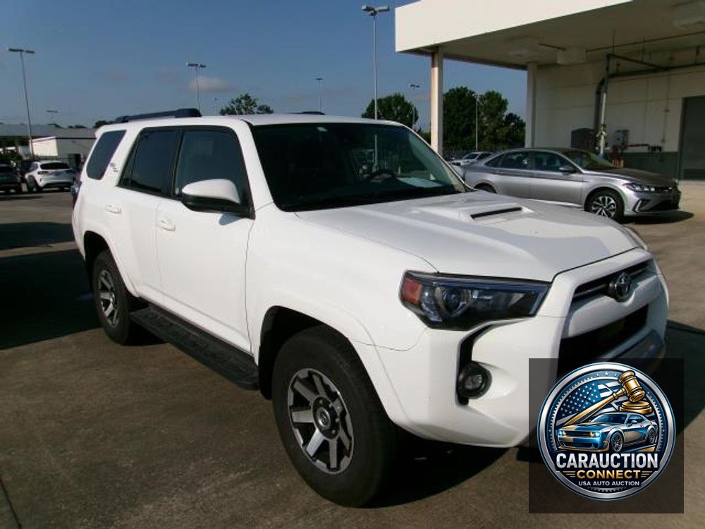 2024 Toyota 4Runner TRD Off Road