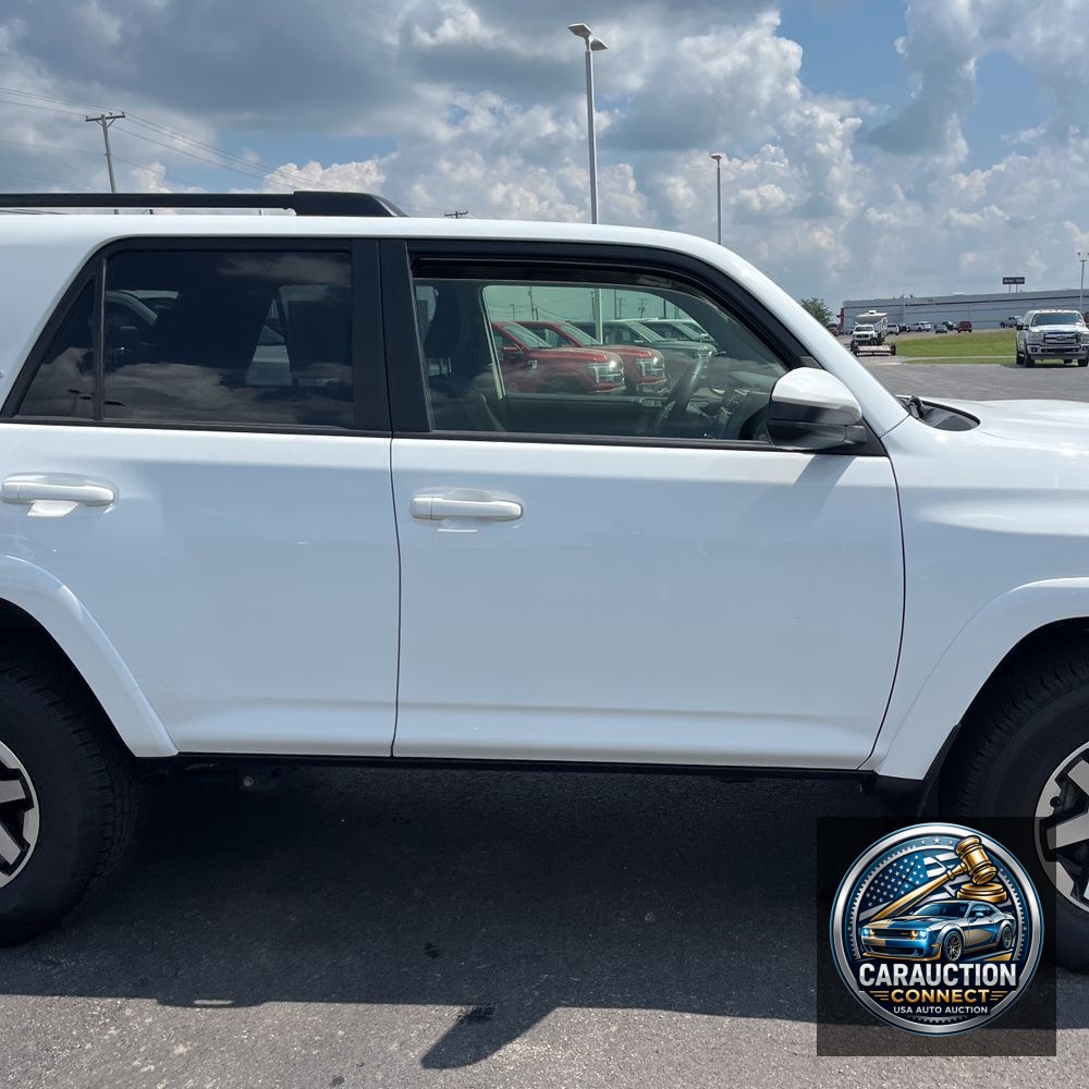 2024 Toyota 4Runner TRD Off-Road