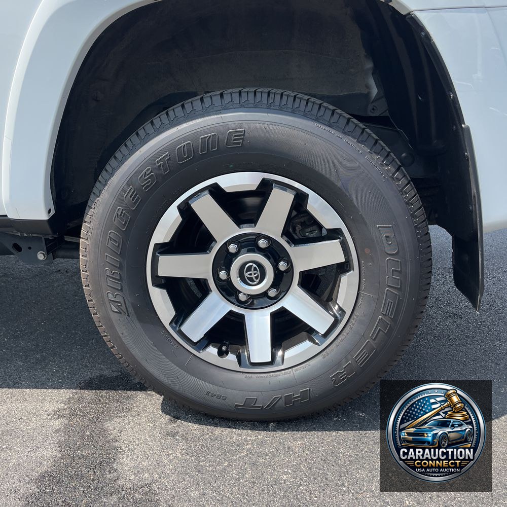 2024 Toyota 4Runner TRD Off-Road