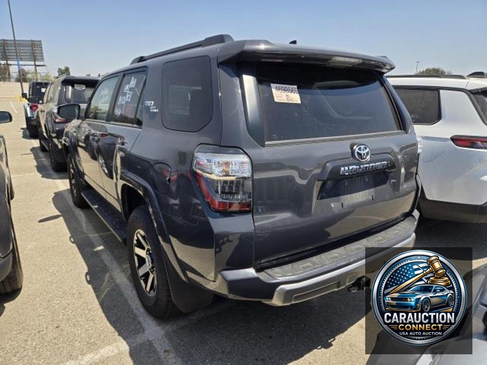 2024 Toyota 4Runner TRD Off Road