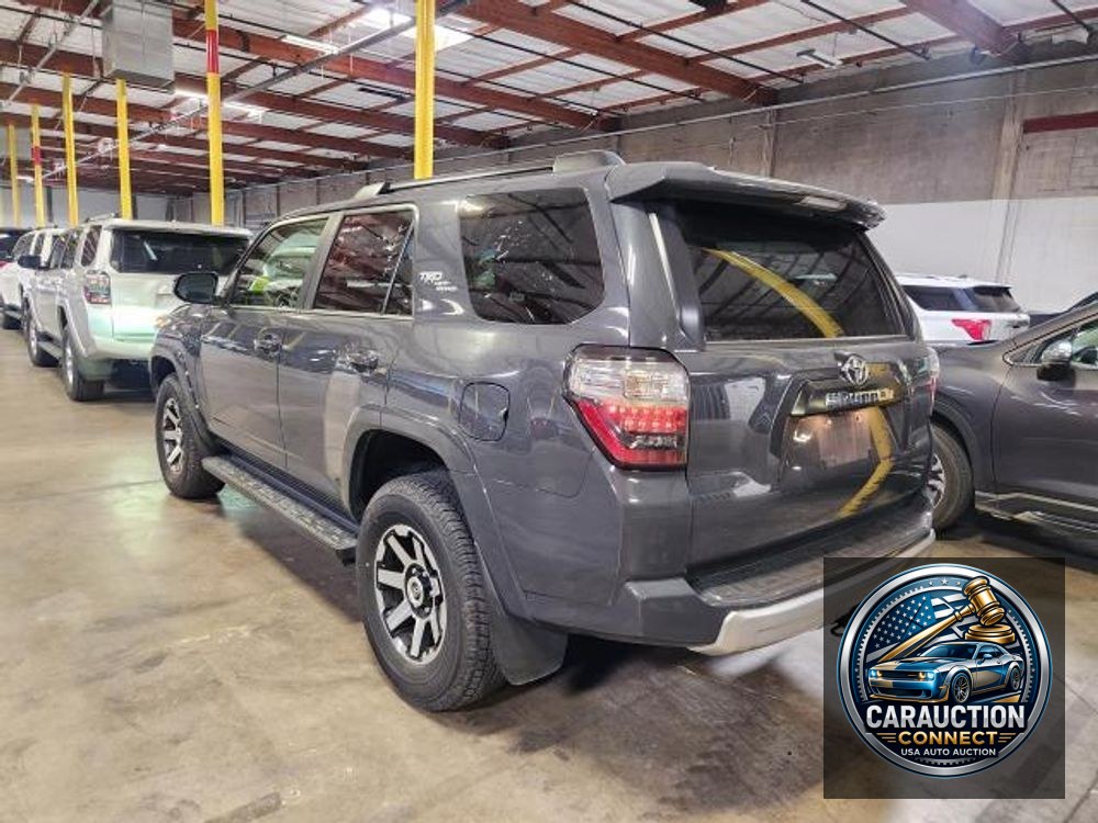 2024 Toyota 4Runner SR5