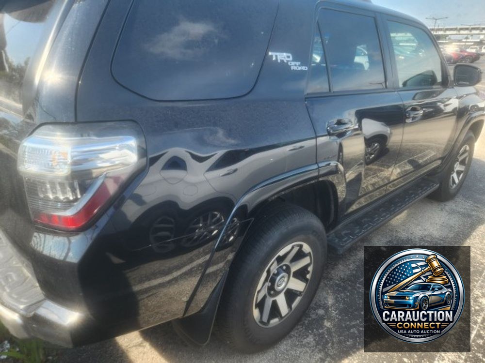 2024 Toyota 4Runner TRD Off Road