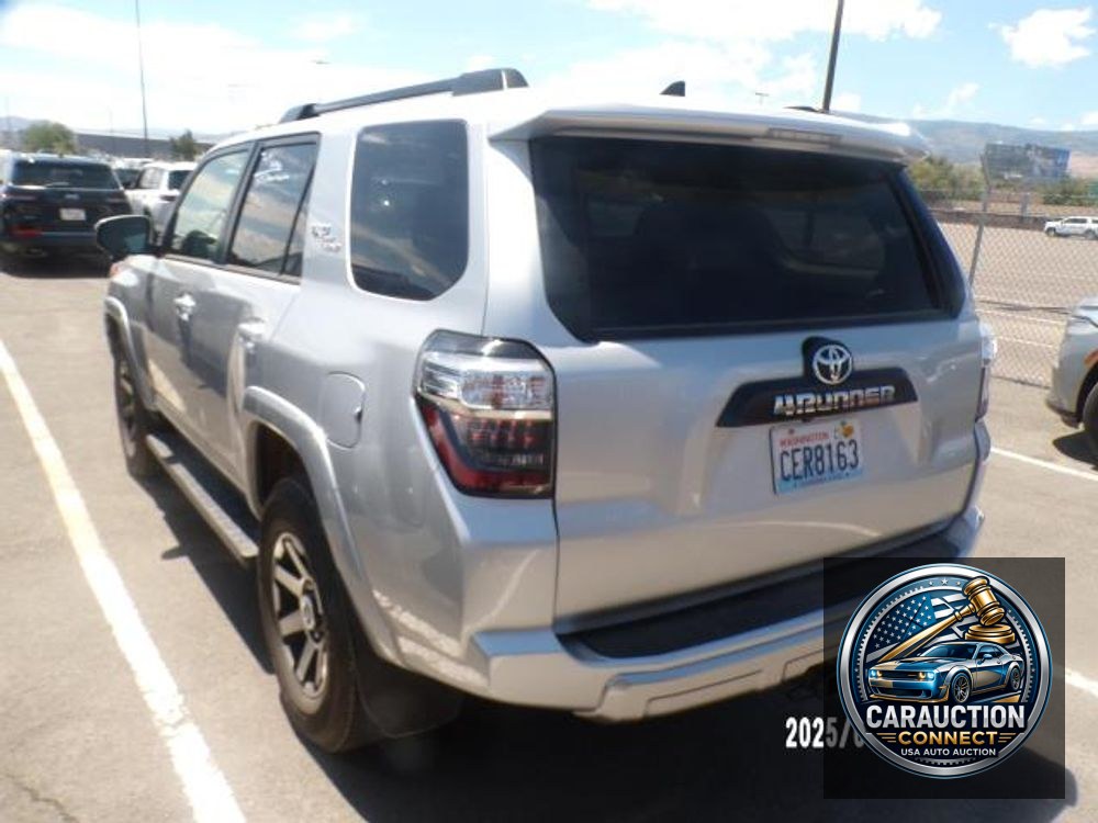 2024 Toyota 4Runner TRD Off Road