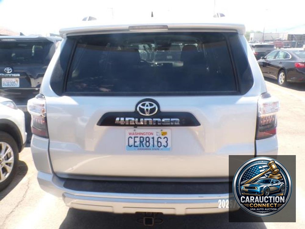 2024 Toyota 4Runner TRD Off Road