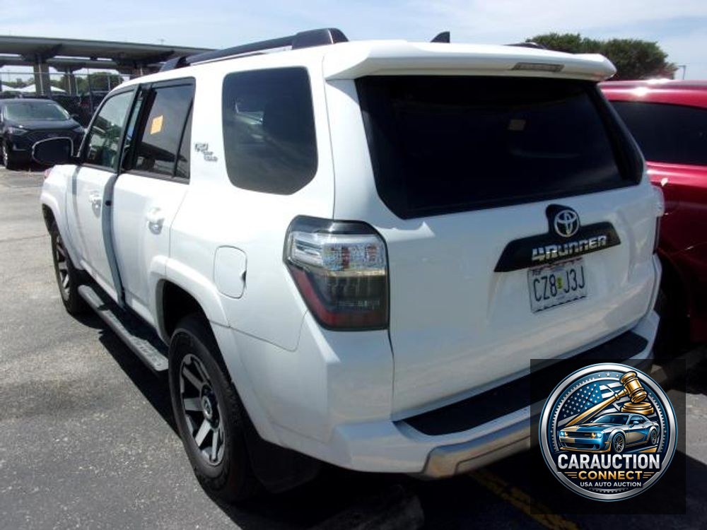 2024 Toyota 4Runner TRD Off Road