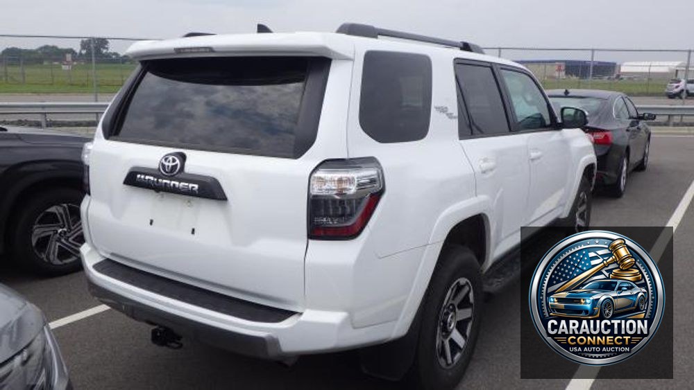 2024 Toyota 4Runner TRD Off Road