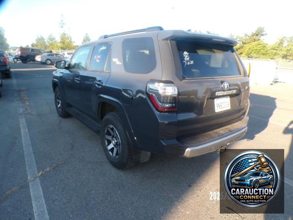 2024 Toyota 4Runner TRD Off Road