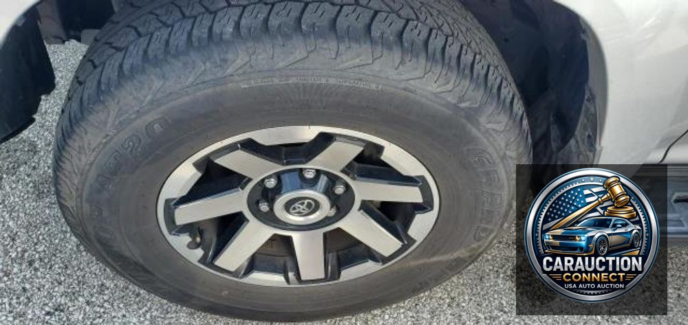 2024 Toyota 4Runner TRD Off Road