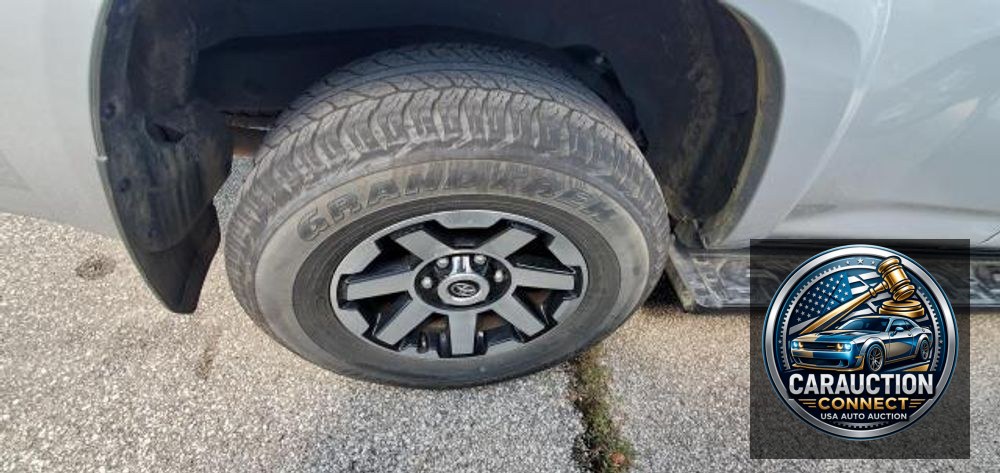 2024 Toyota 4Runner TRD Off Road