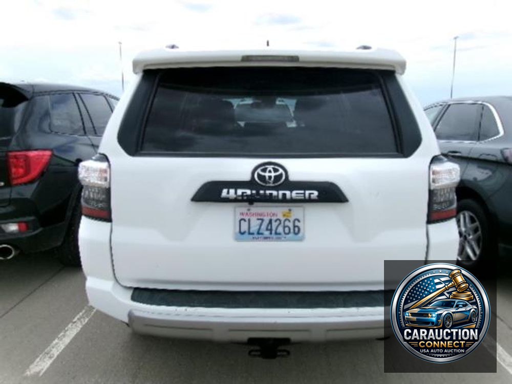 2024 Toyota 4Runner TRD Off Road