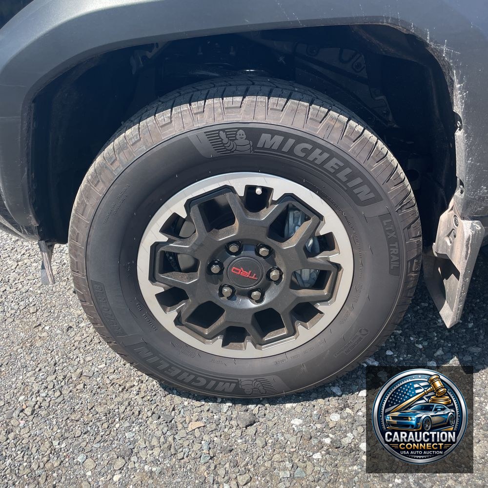 2025 Toyota 4Runner TRD Off-Road HV