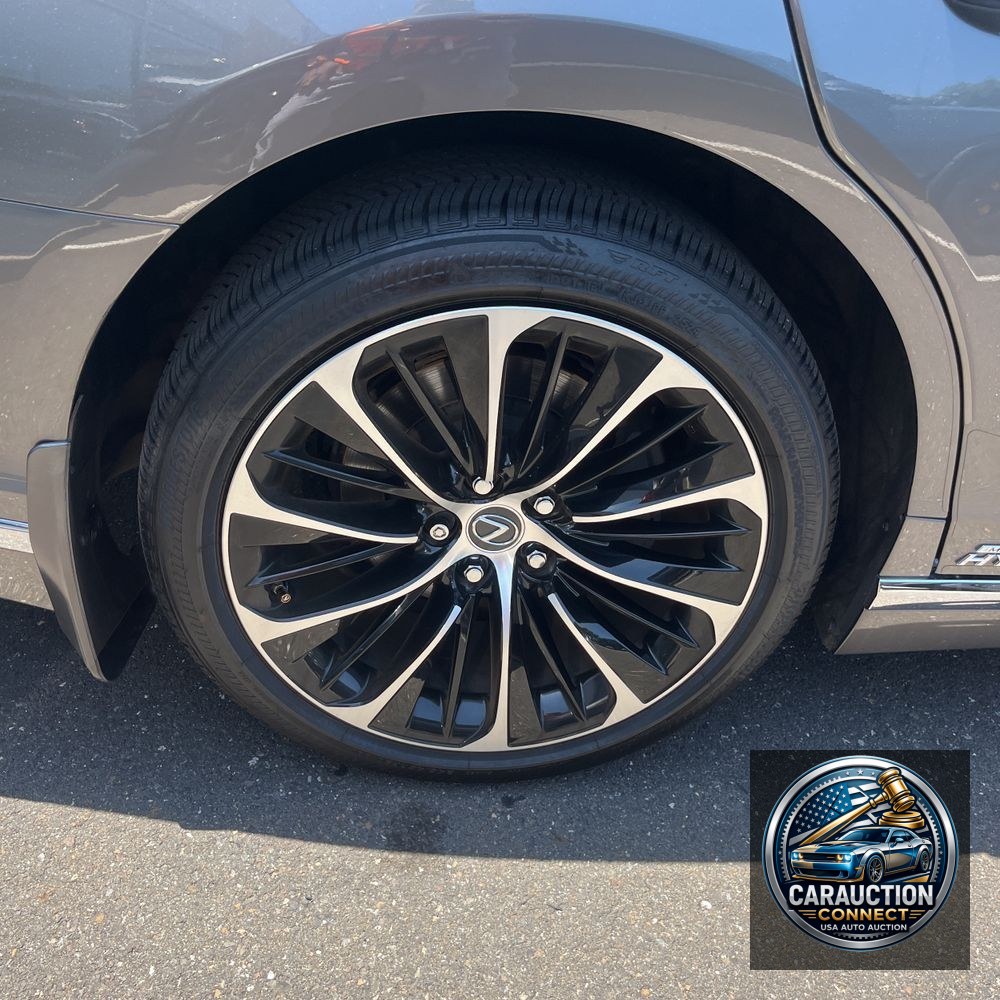 2022 Lexus LS 500h Base