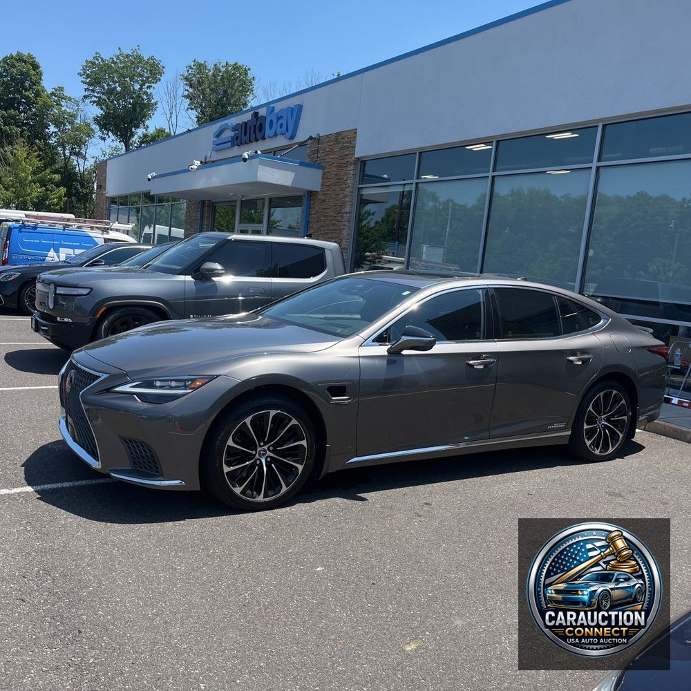 2022 Lexus LS 500h Base