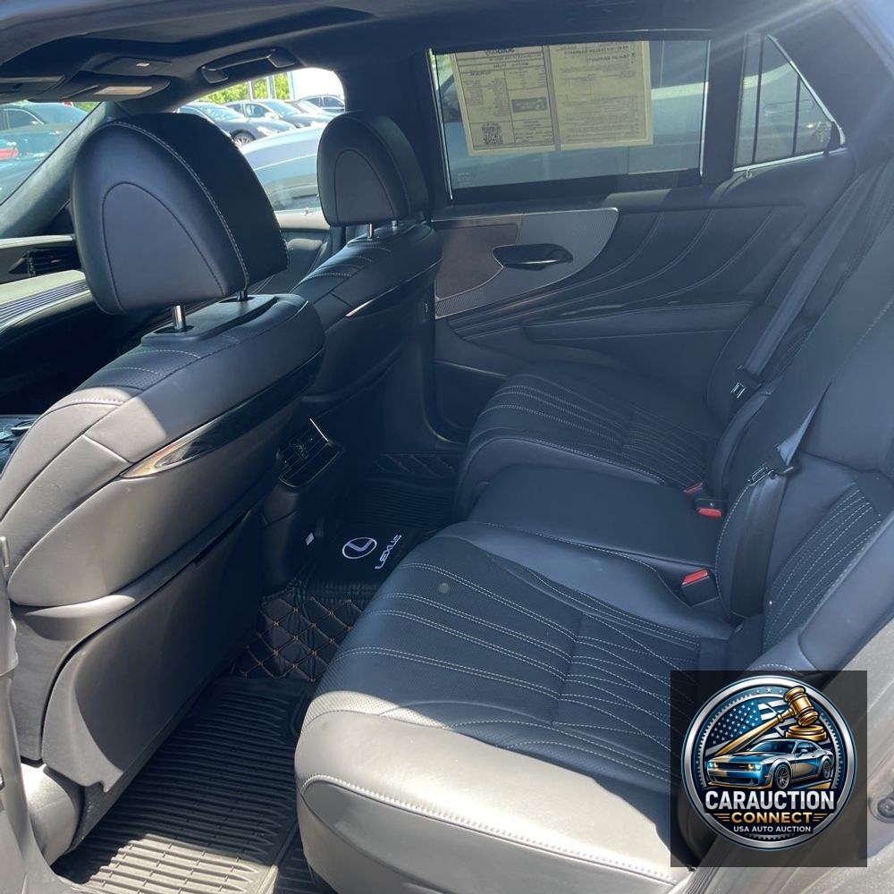 2022 Lexus LS 500h Base