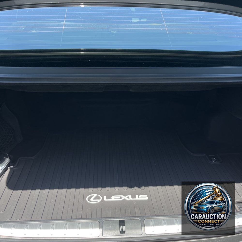 2022 Lexus LS 500h Base