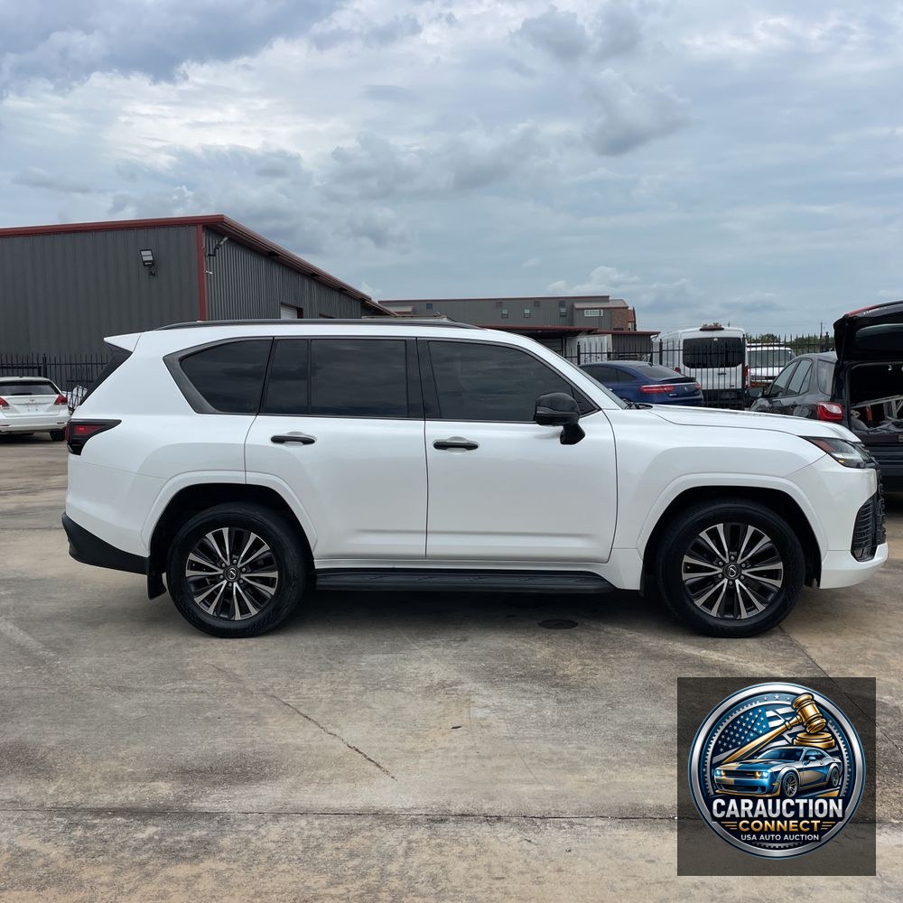 2022 Lexus LX 600 Premium