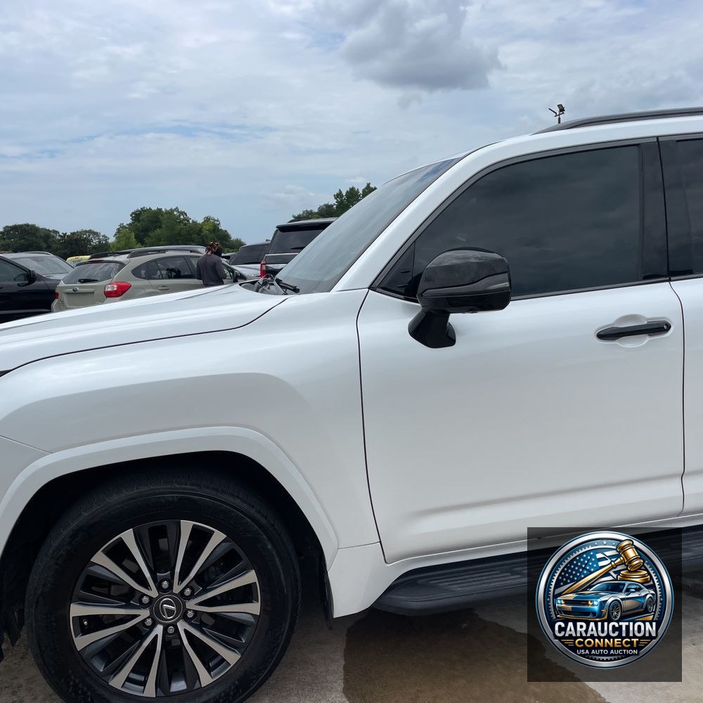 2022 Lexus LX 600 Premium