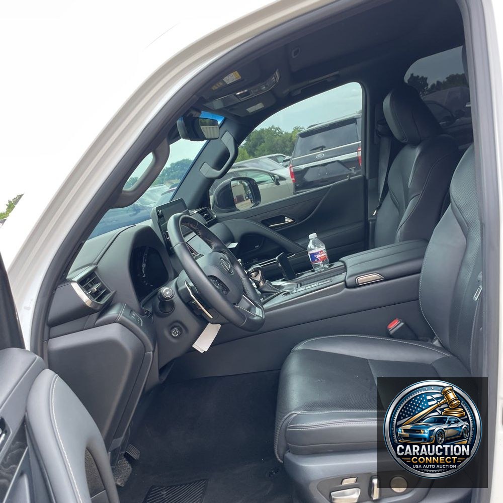 2022 Lexus LX 600 Premium