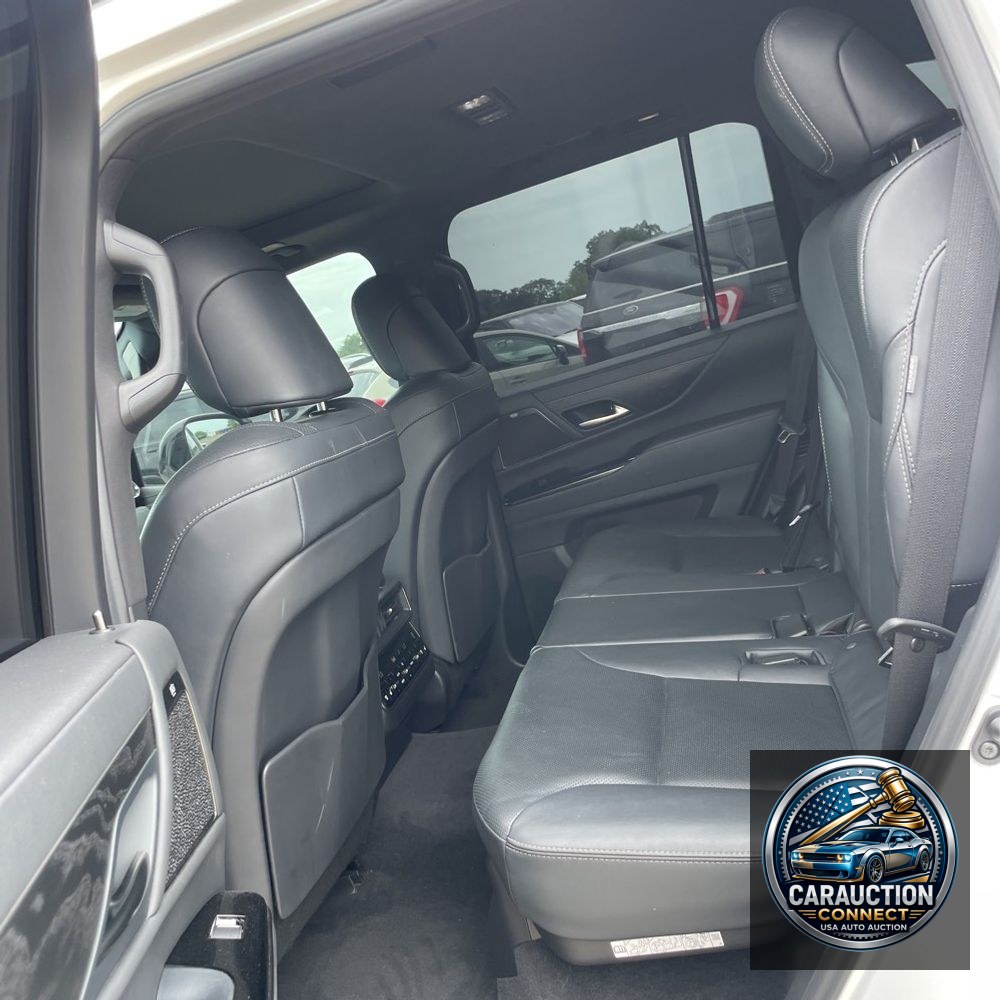 2022 Lexus LX 600 Premium