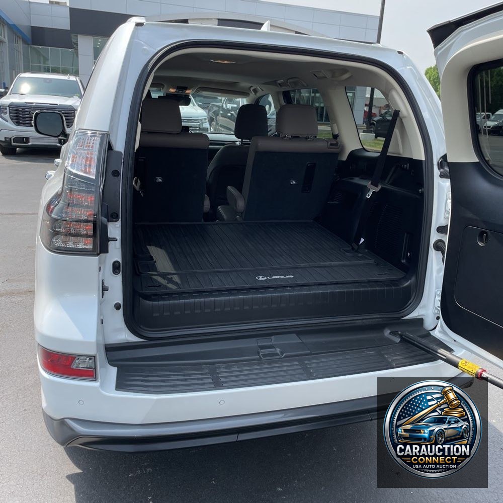 2023 Lexus GX 460 Base
