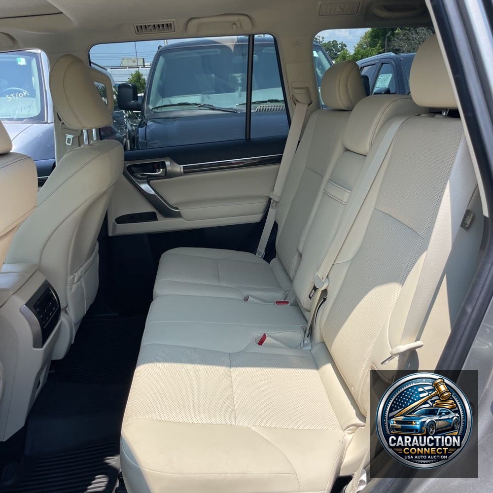 2023 Lexus GX 460 Base