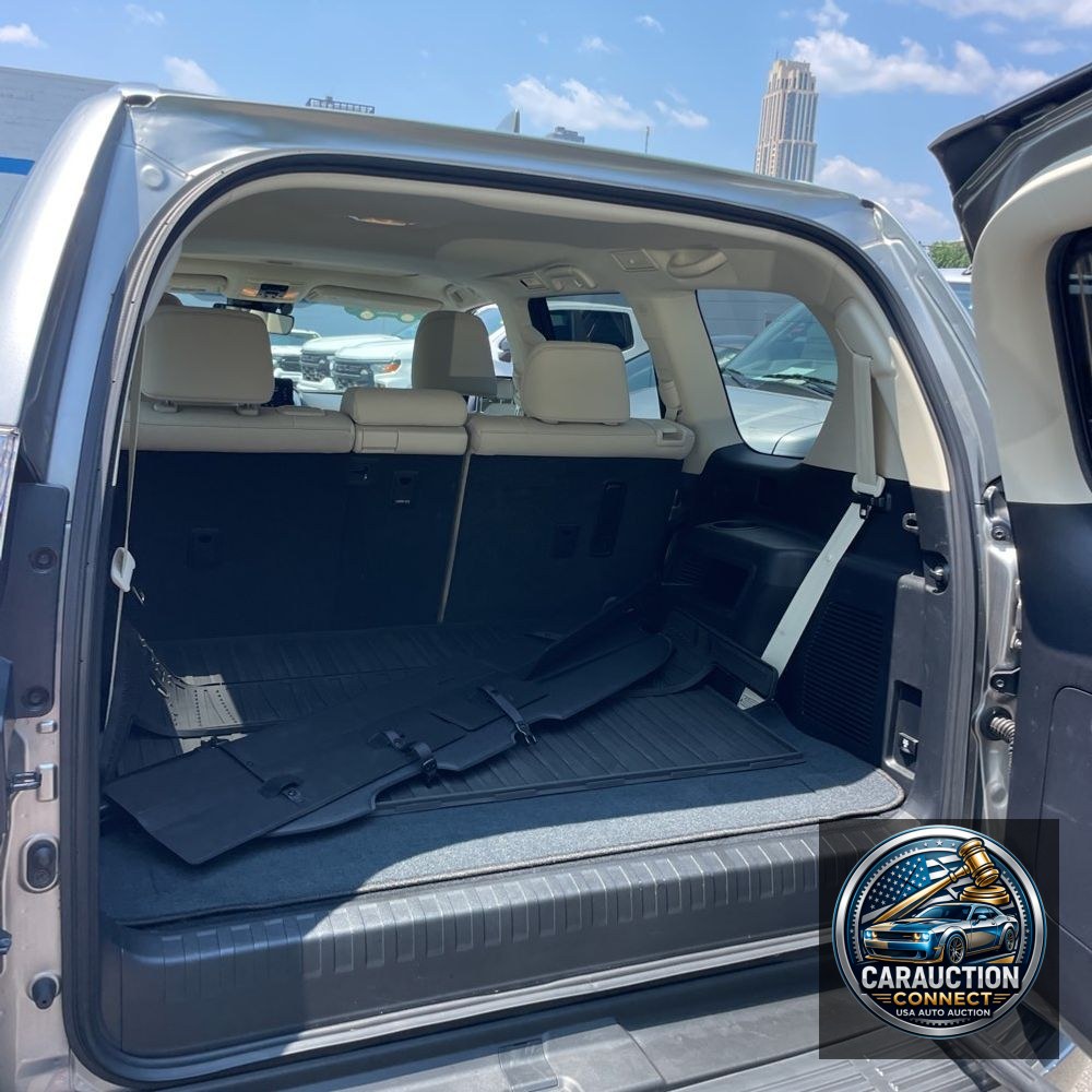 2023 Lexus GX 460 Base