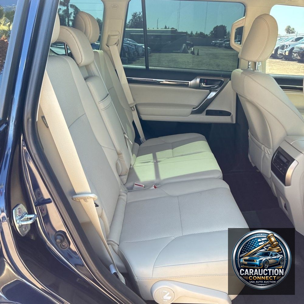 2023 Lexus GX 460 Base