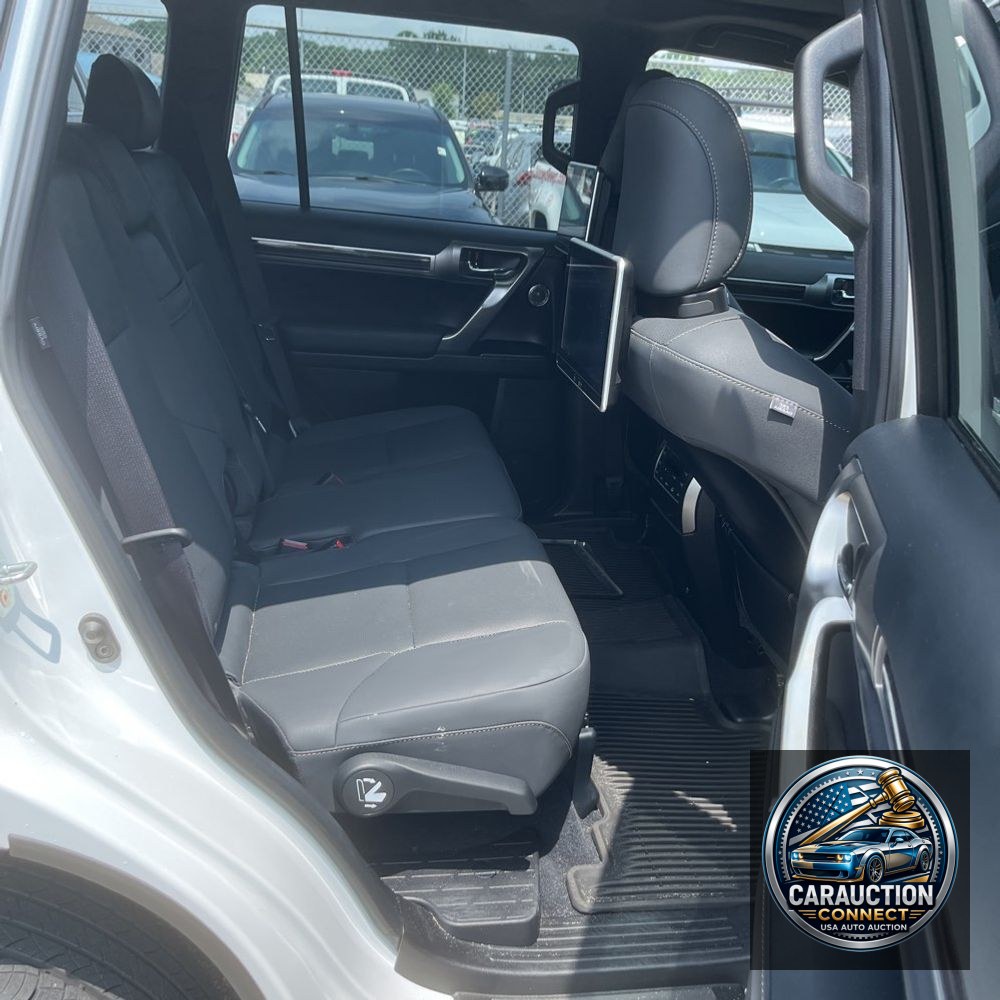 2023 Lexus GX 460 Base