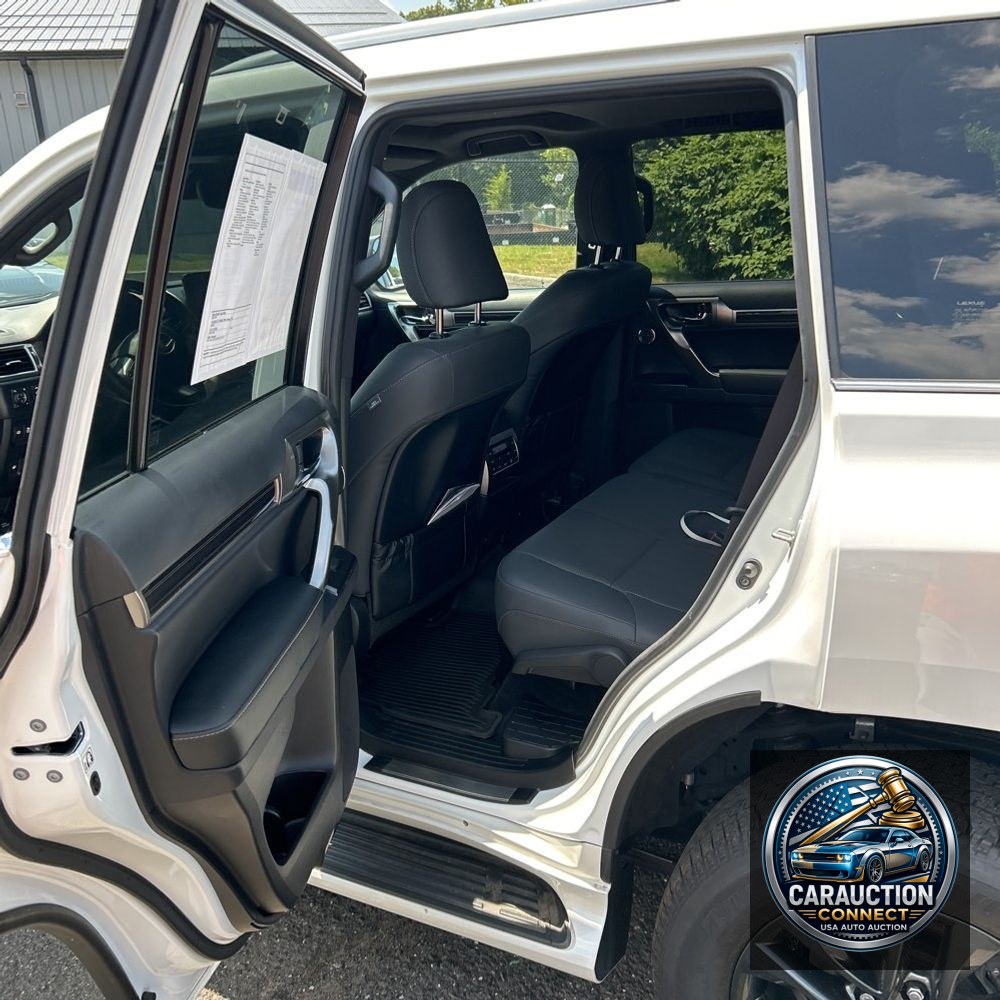 2023 Lexus GX 460 Base