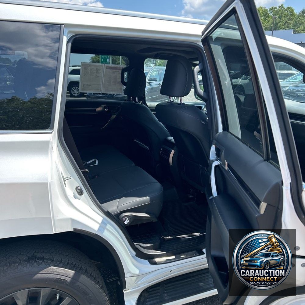2023 Lexus GX 460 Base