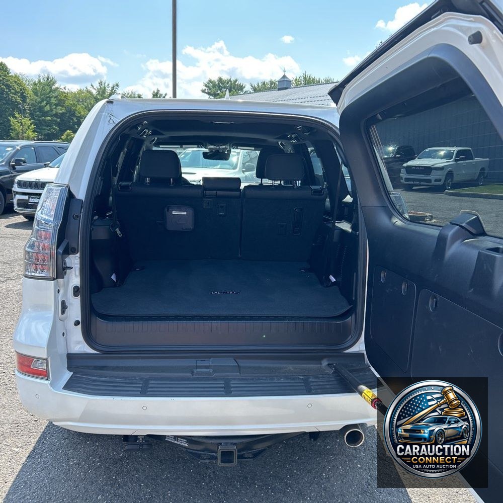 2023 Lexus GX 460 Base