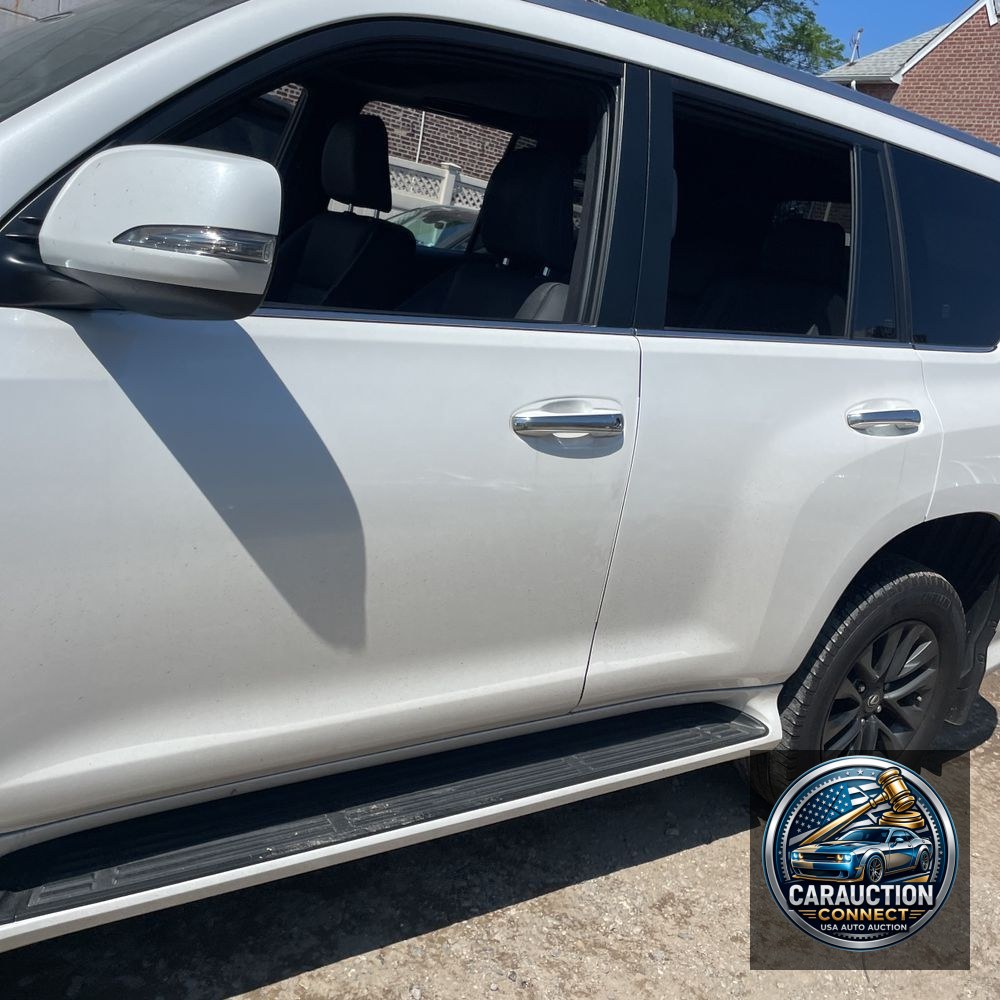 2023 Lexus GX 460 Base