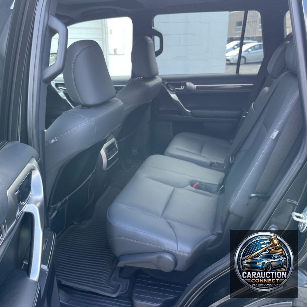 2023 Lexus GX 460 Base