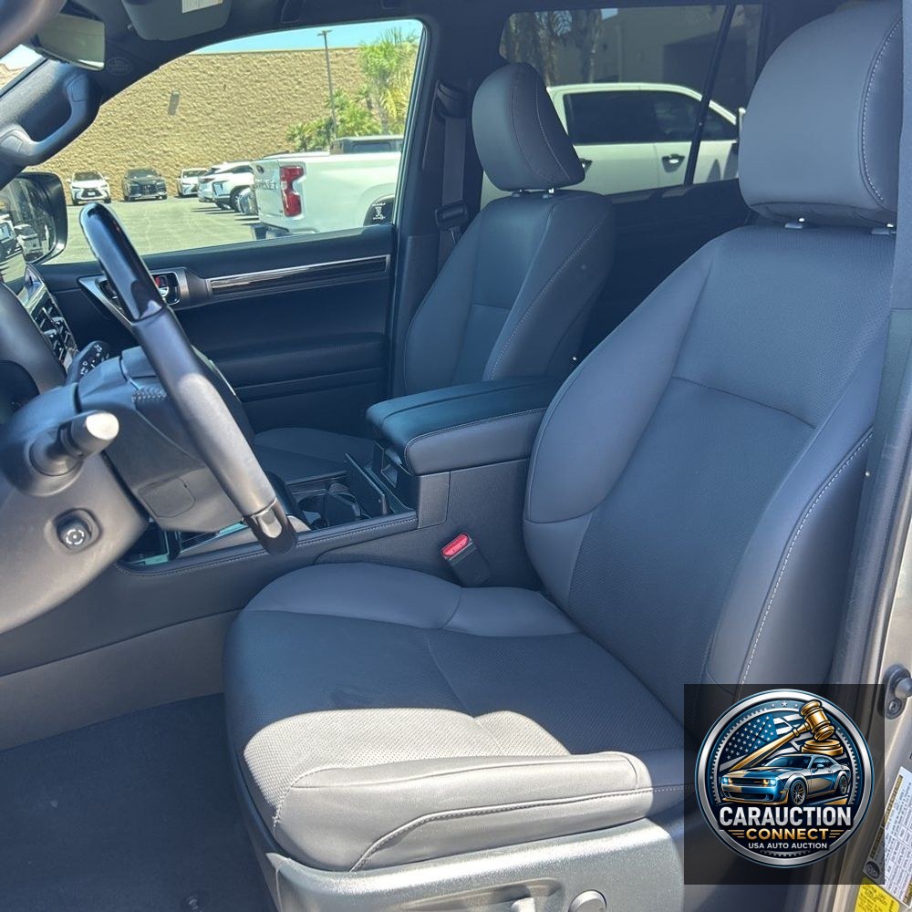 2023 Lexus GX 460 Base