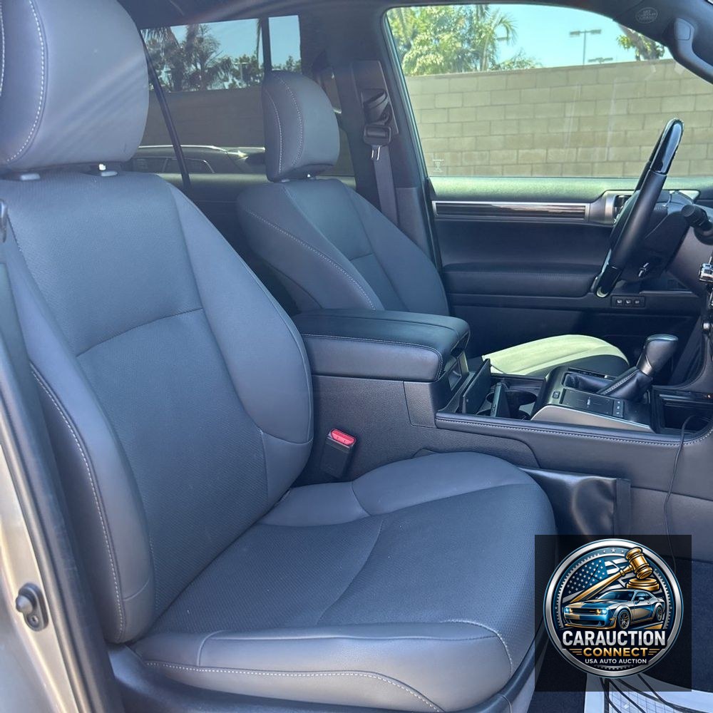 2023 Lexus GX 460 Base