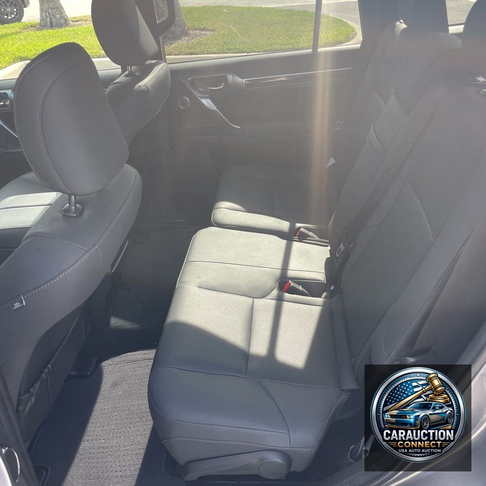 2023 Lexus GX 460 Base