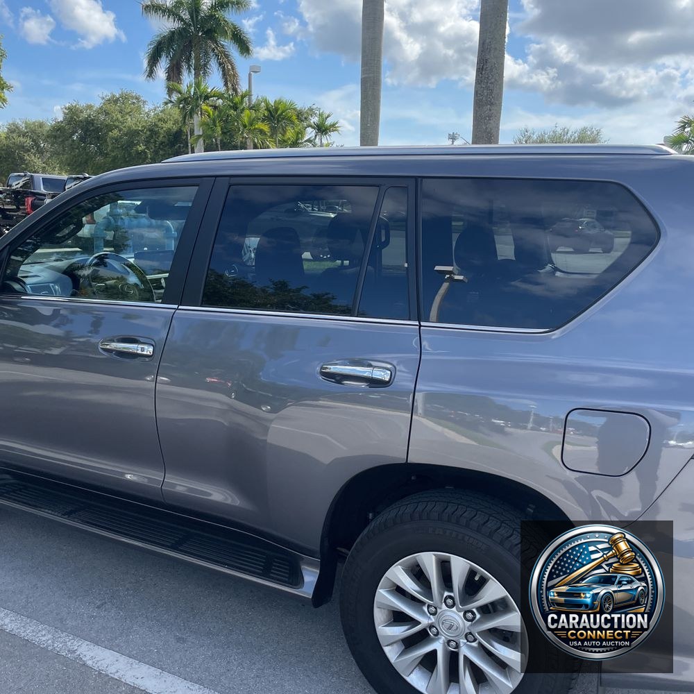 2023 Lexus GX 460 Base