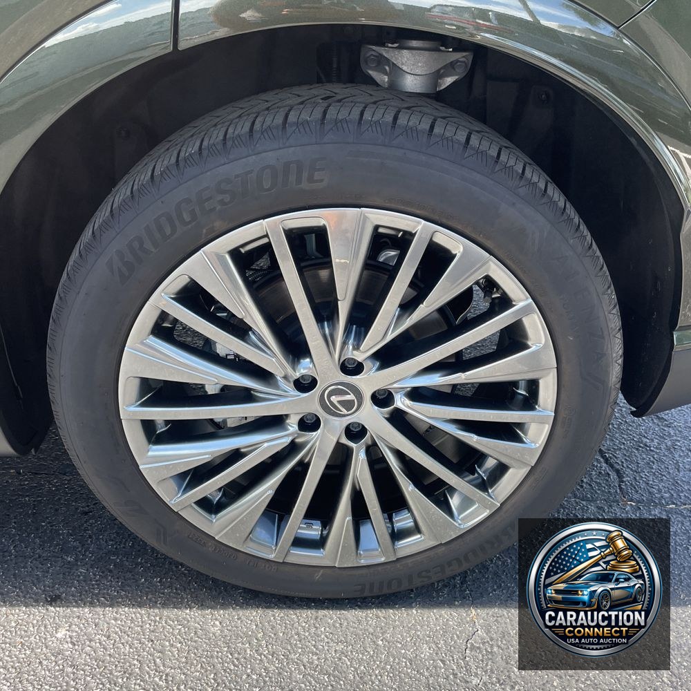 2024 Lexus RX 450h+ Luxury