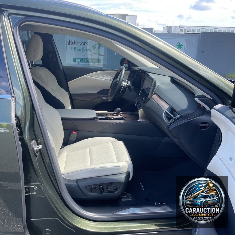 2024 Lexus RX 450h+ Luxury