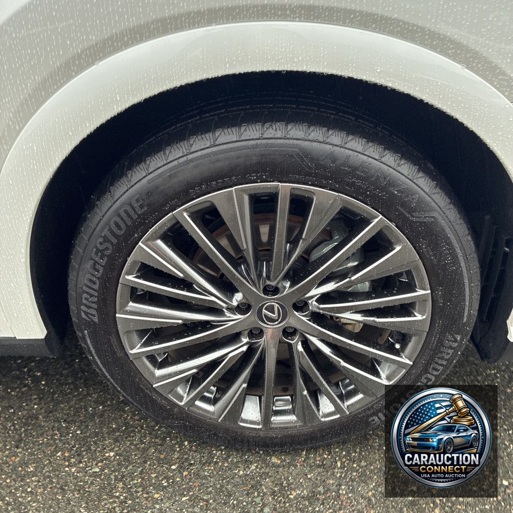 2025 Lexus RX 450h+ Luxury