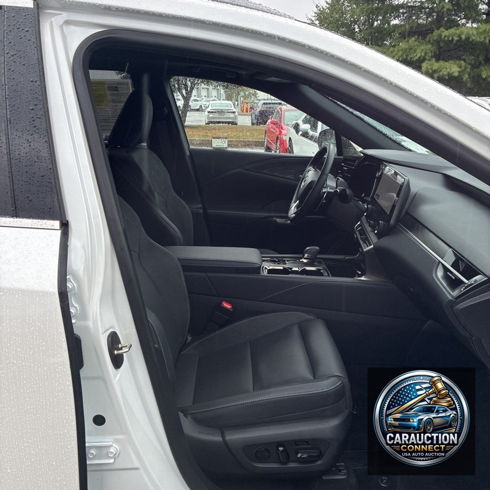 2025 Lexus RX 450h+ Luxury
