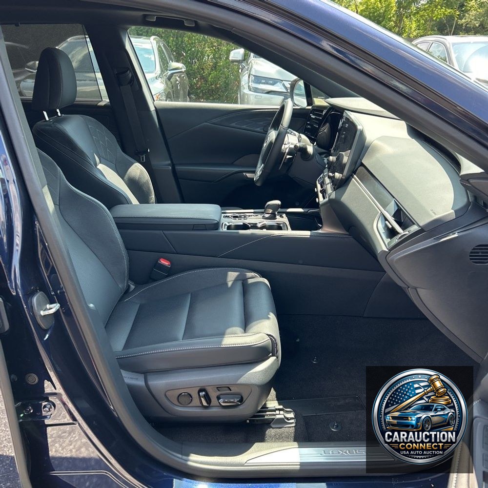 2025 Lexus RX 450h+ Luxury