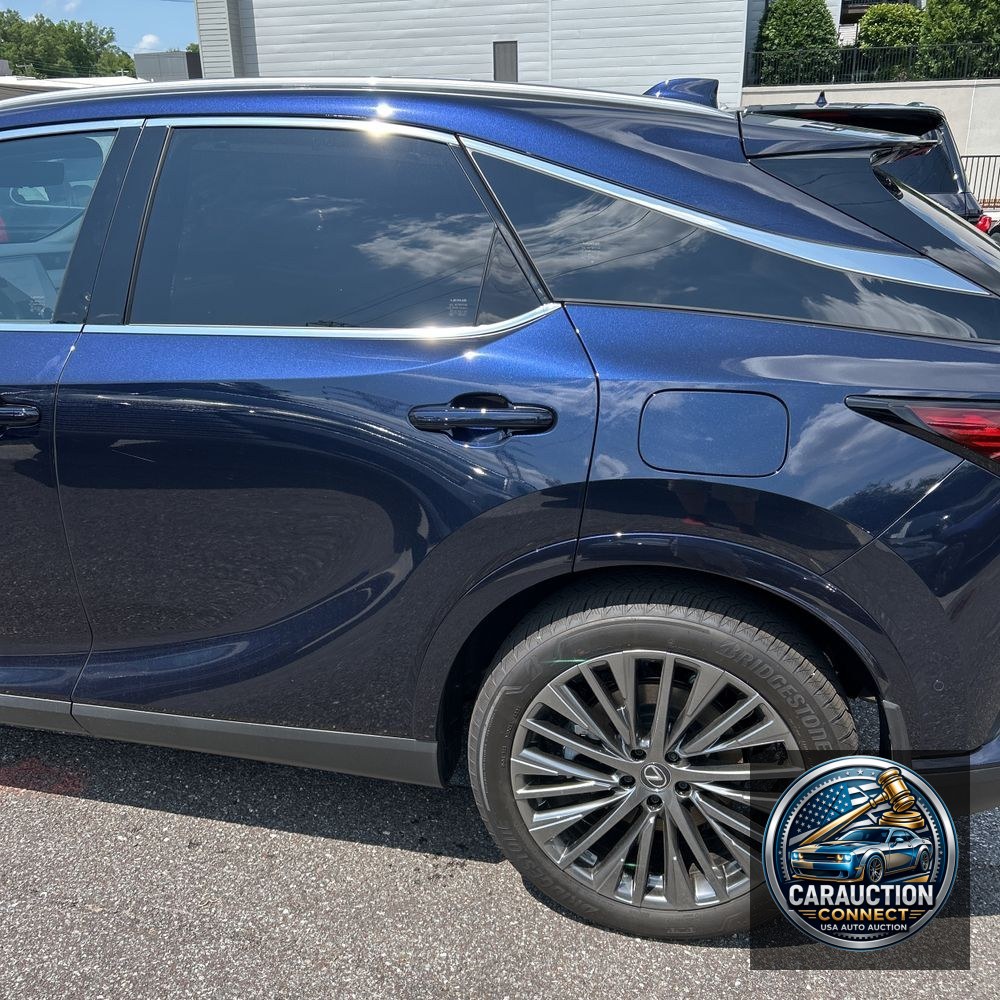 2025 Lexus RX 450h+ Luxury