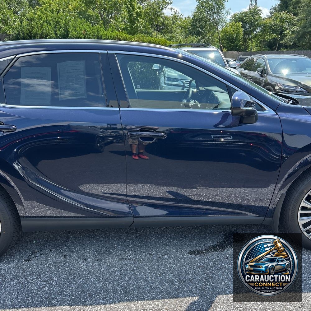 2025 Lexus RX 450h+ Luxury