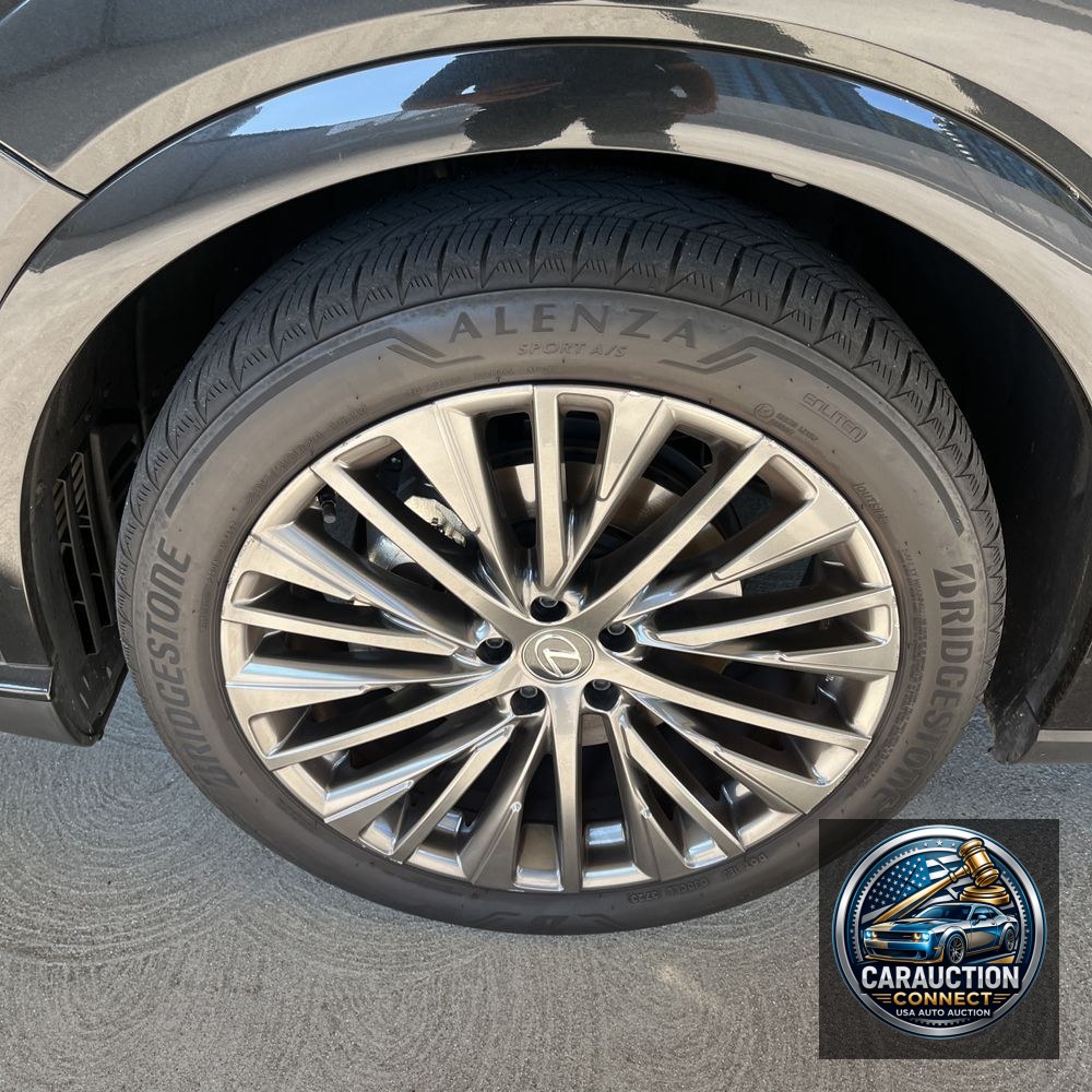 2024 Lexus RX 450h+ Luxury