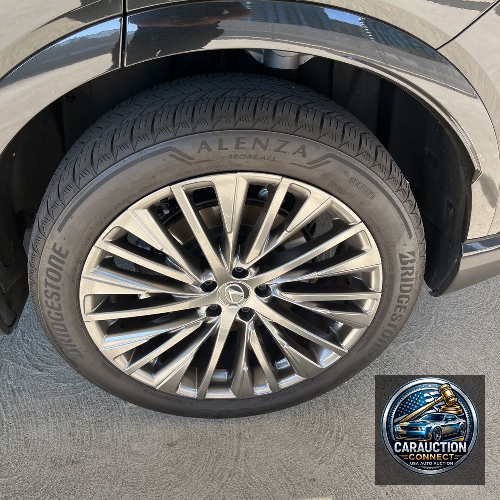 2024 Lexus RX 450h+ Luxury
